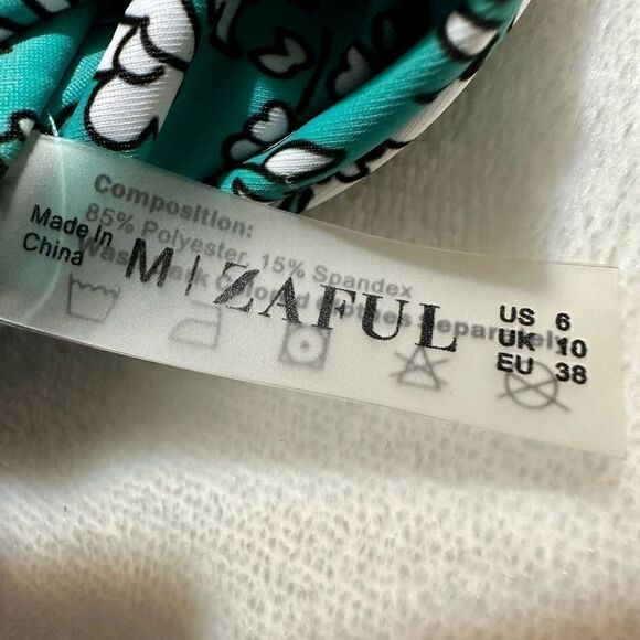 Zaful a swimsuit woman sexy top blue/ green white floral Top (size Mediu… - Picture 6 of 16